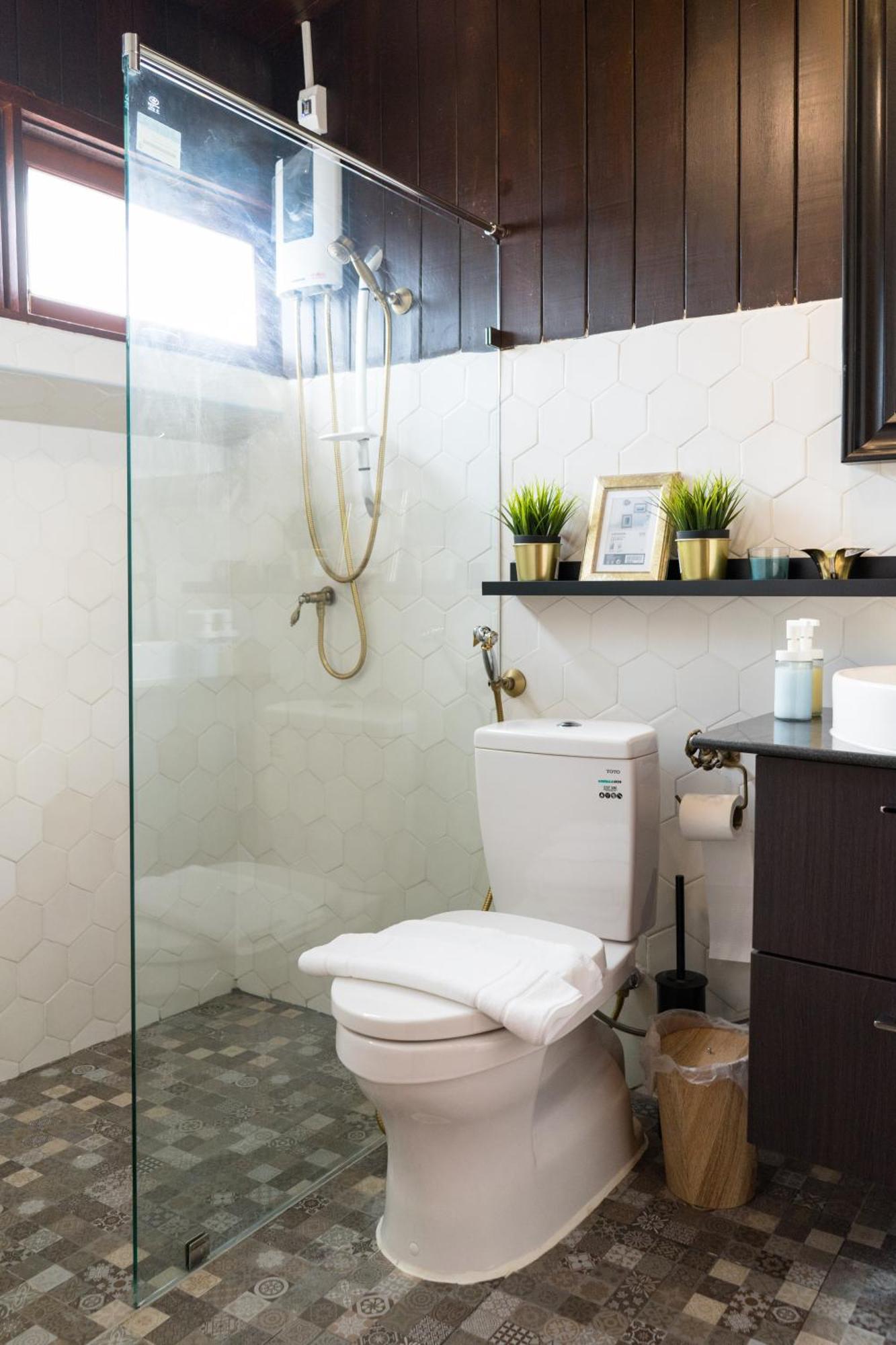 Couette-café Narra House Sukhumvit58 3*