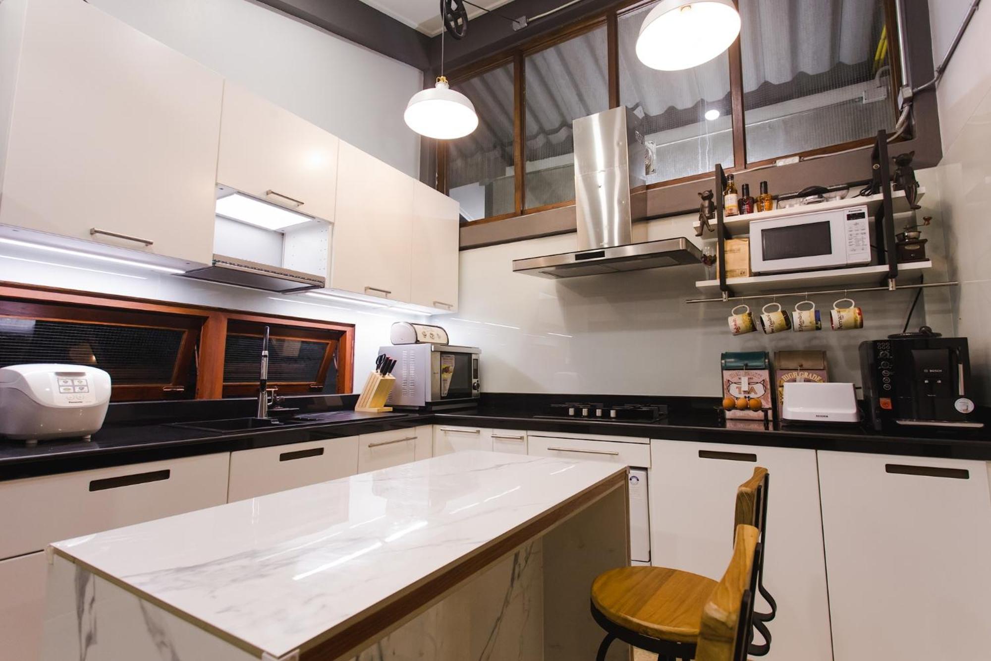 Narra House Sukhumvit58 Couette-café Bangkok